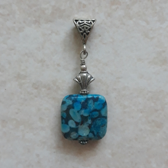 *Host Pick*Beautiful handcrafted pendant - Picture 2 of 5